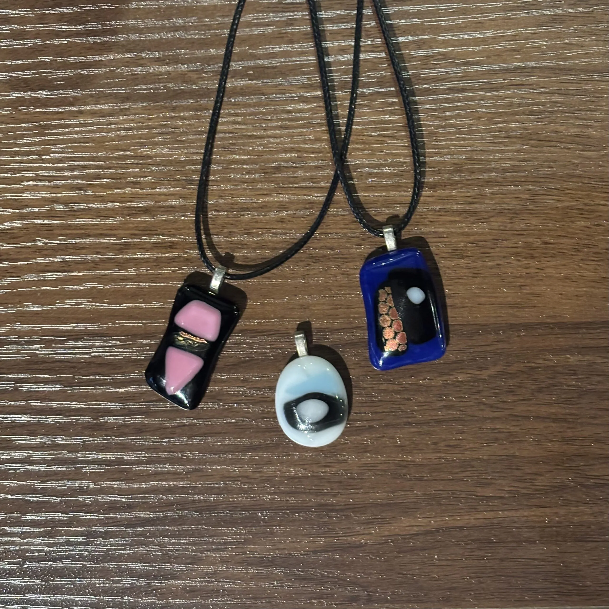 3 hanger voor aan een ketting, gemaakt met de HotPot.